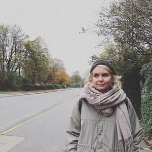 Meet your Posher, Caitlin